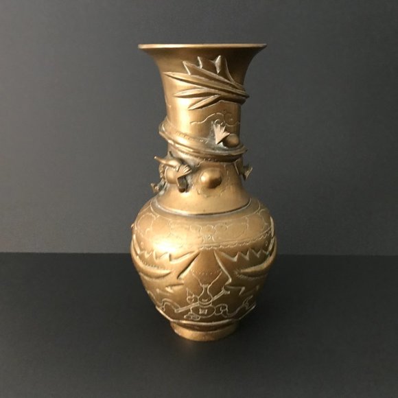Antique Chinese Bronze Sculpted Dragon Figurines Vase - Picture 4 of 6